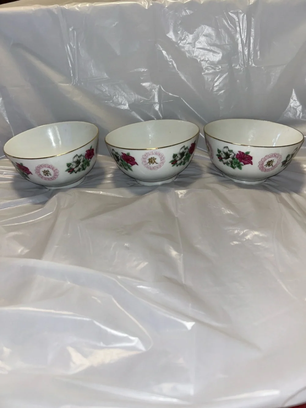 Set of 3 Vintage Chinese porcelain rice bowls Floral pattern Marked